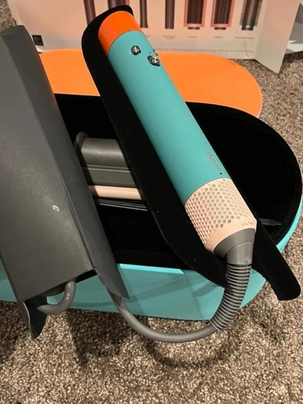NWOT Dyson Airwrap Limited Edition Multi Styler in Ceramic Pop